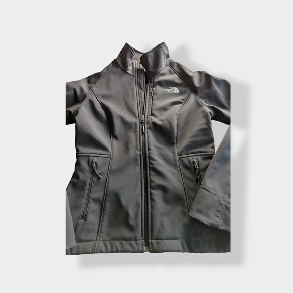 The North Face® Ladies Apex Barrier Soft Shell Jacket - Picture 4 of 7